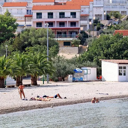 Apartments With Wifi Necujam, Solta - 12500