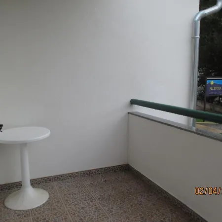 With Wifi Necujam, Solta - 12500 דירה *